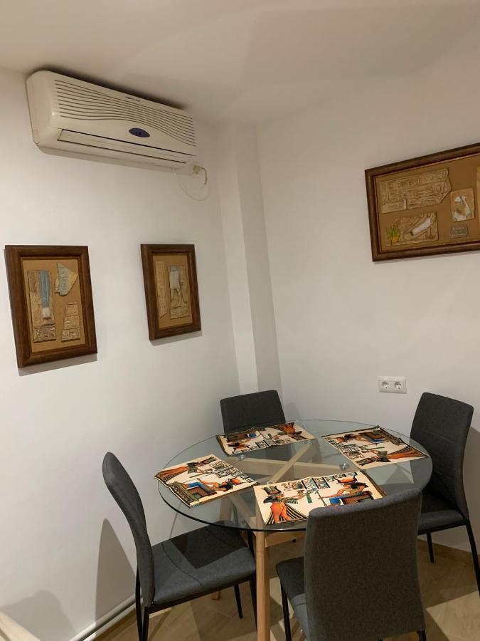 Apartment Hoster Egypt Verona Tomelloso
